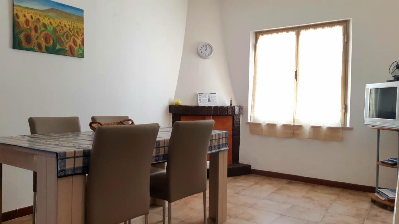 Villa Mare&Monti Telti Esterno foto