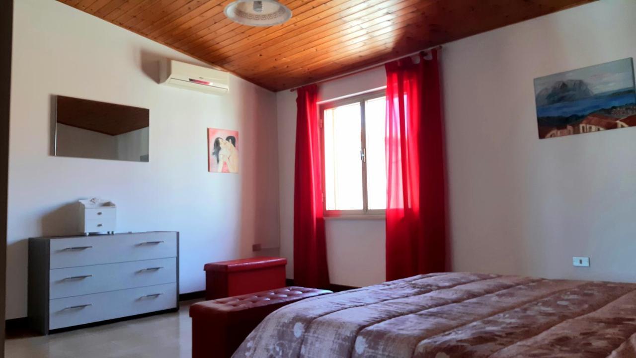 Villa Mare&Monti Telti Esterno foto